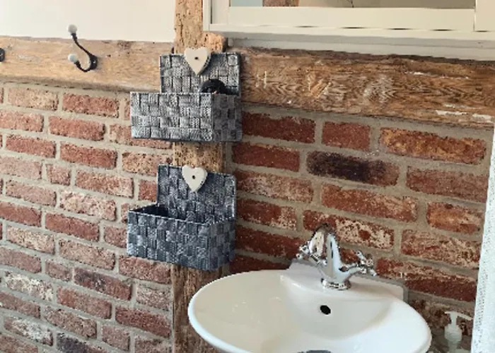 504 Stallgefluester Grömitz