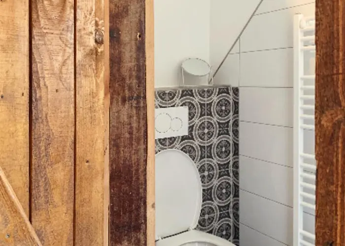 504 Stallgefluester Grömitz