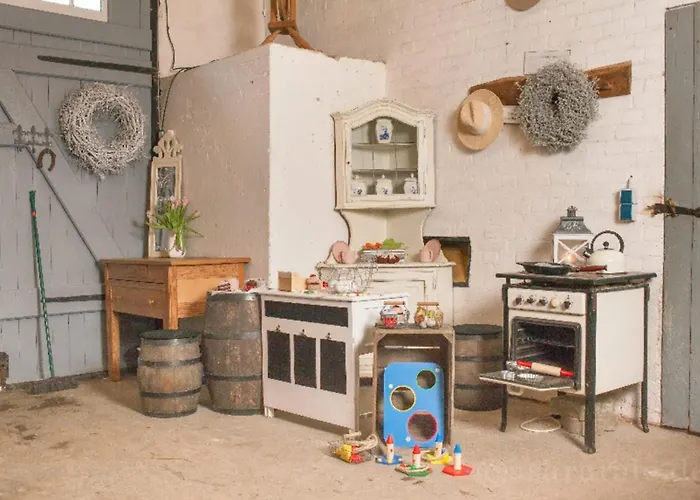 504 Stallgefluester *